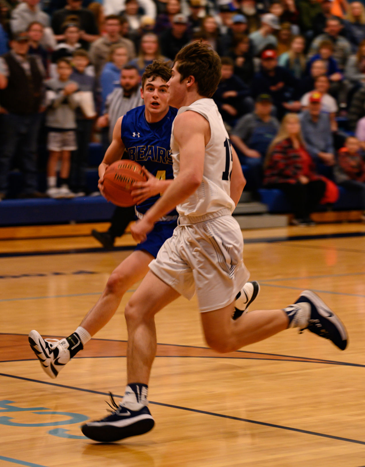 BoysBasketballvsAva(78of154)-Copy.jpg